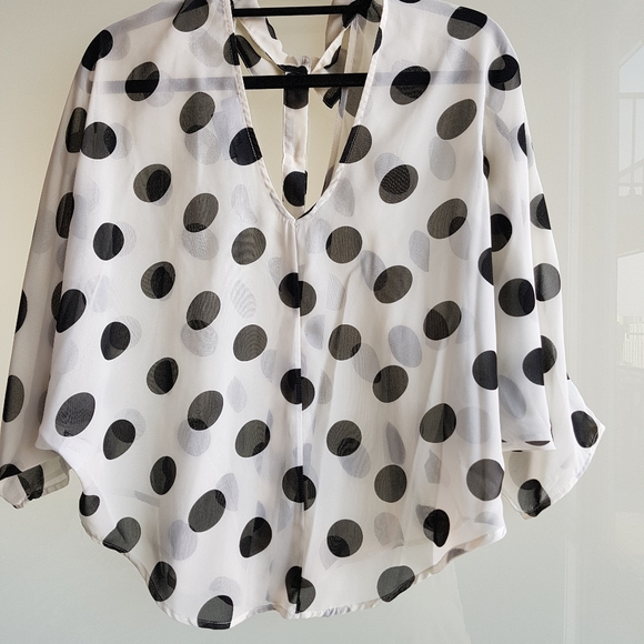 NASTY GAL polka dot cutout shirt - Picture 3 of 4